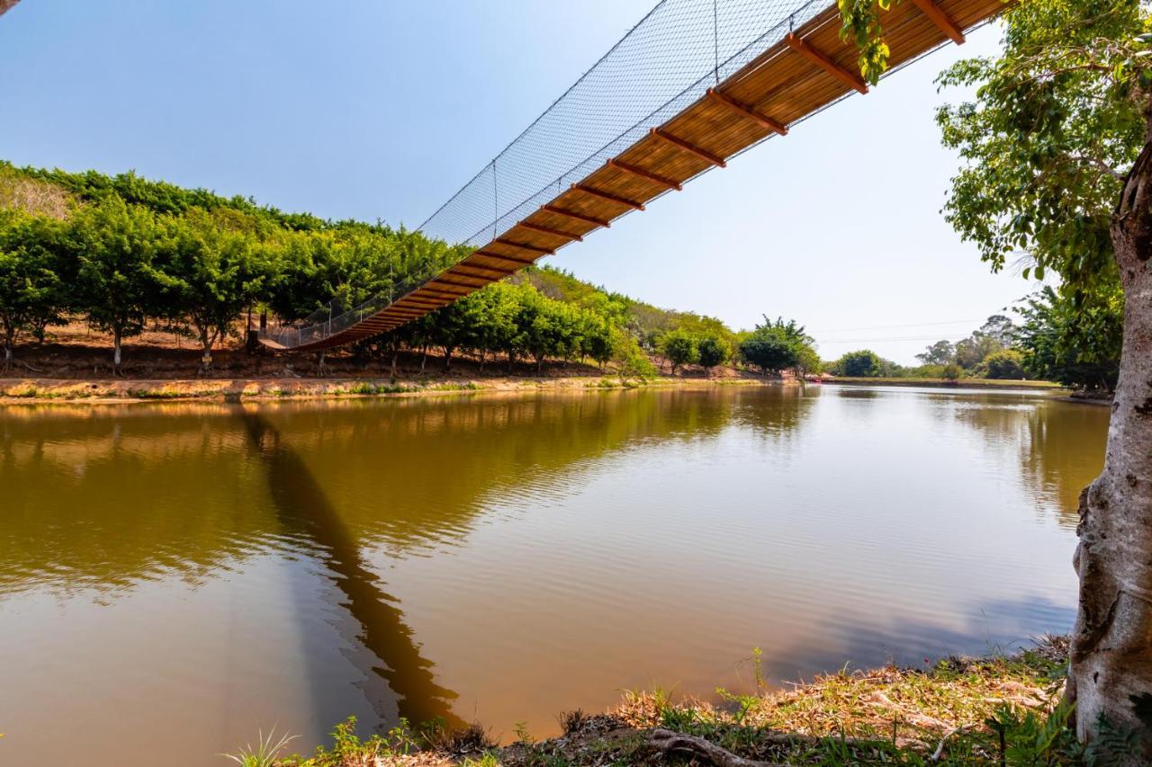 Hotel Fazenda Ararita Порту-Фелис Экстерьер фото