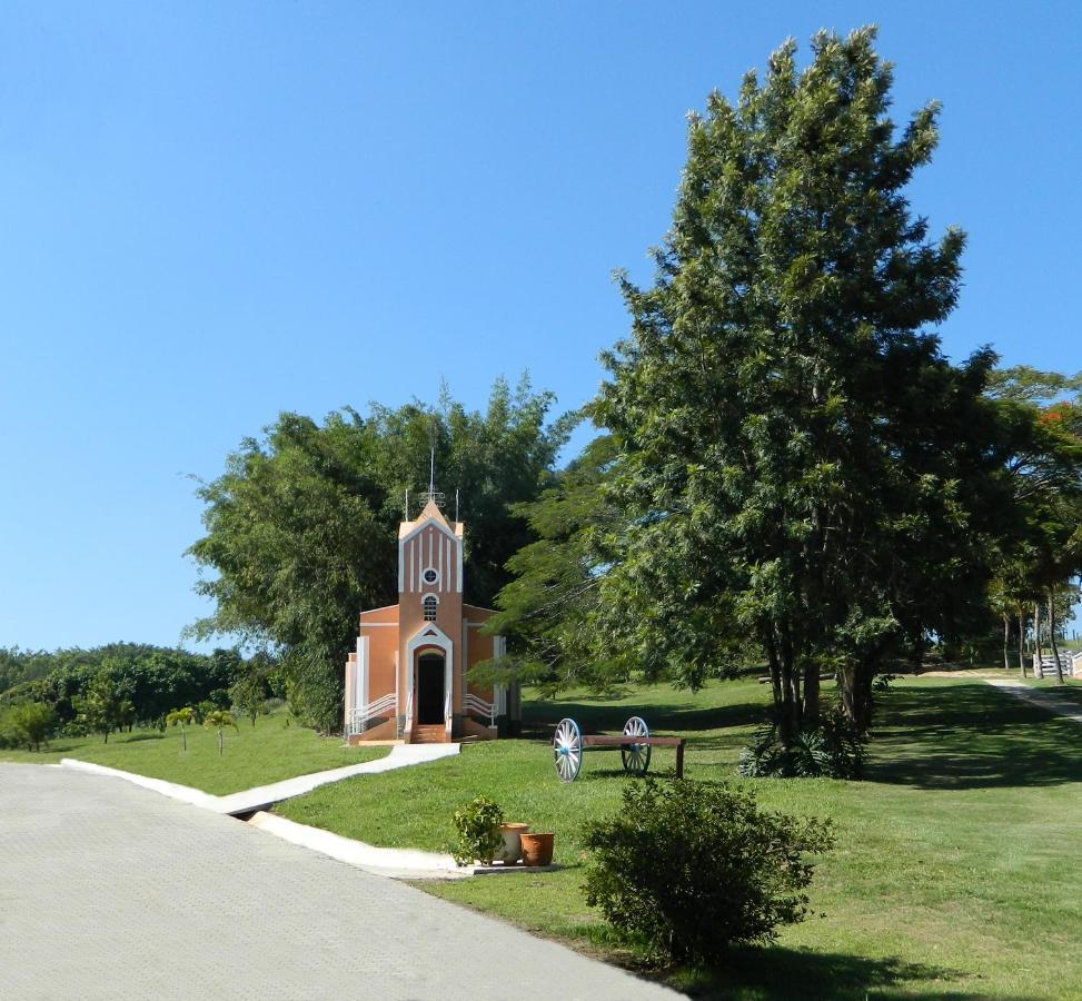 Hotel Fazenda Ararita Порту-Фелис Экстерьер фото