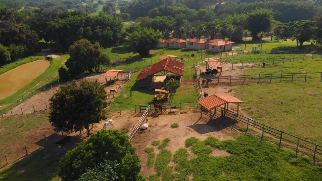 Hotel Fazenda Ararita Порту-Фелис Экстерьер фото