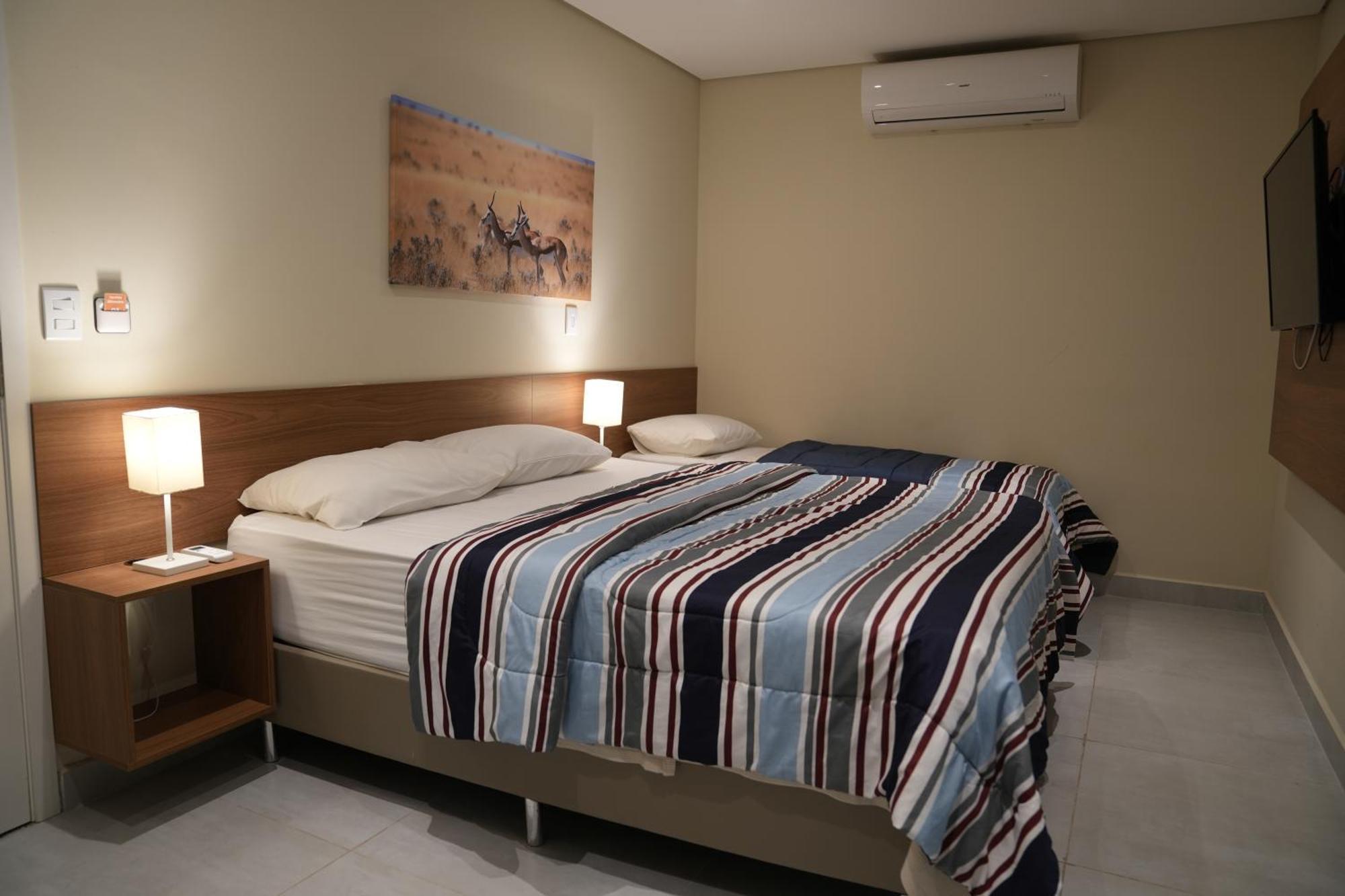 Hotel Fazenda Ararita Порту-Фелис Номер фото